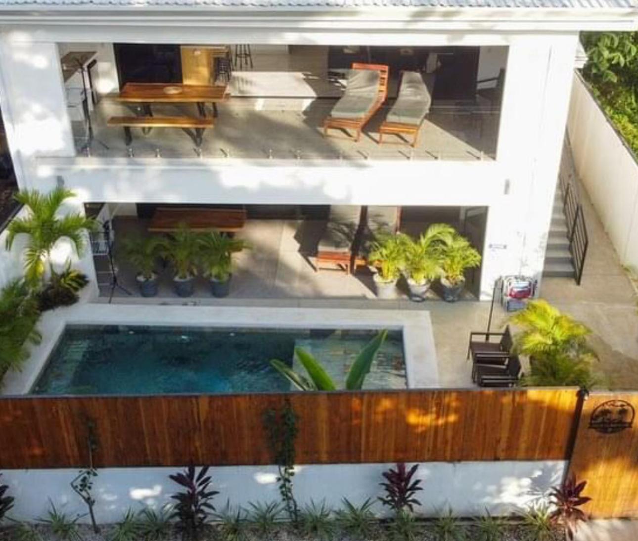 Dos Mangos Vacation Rentals