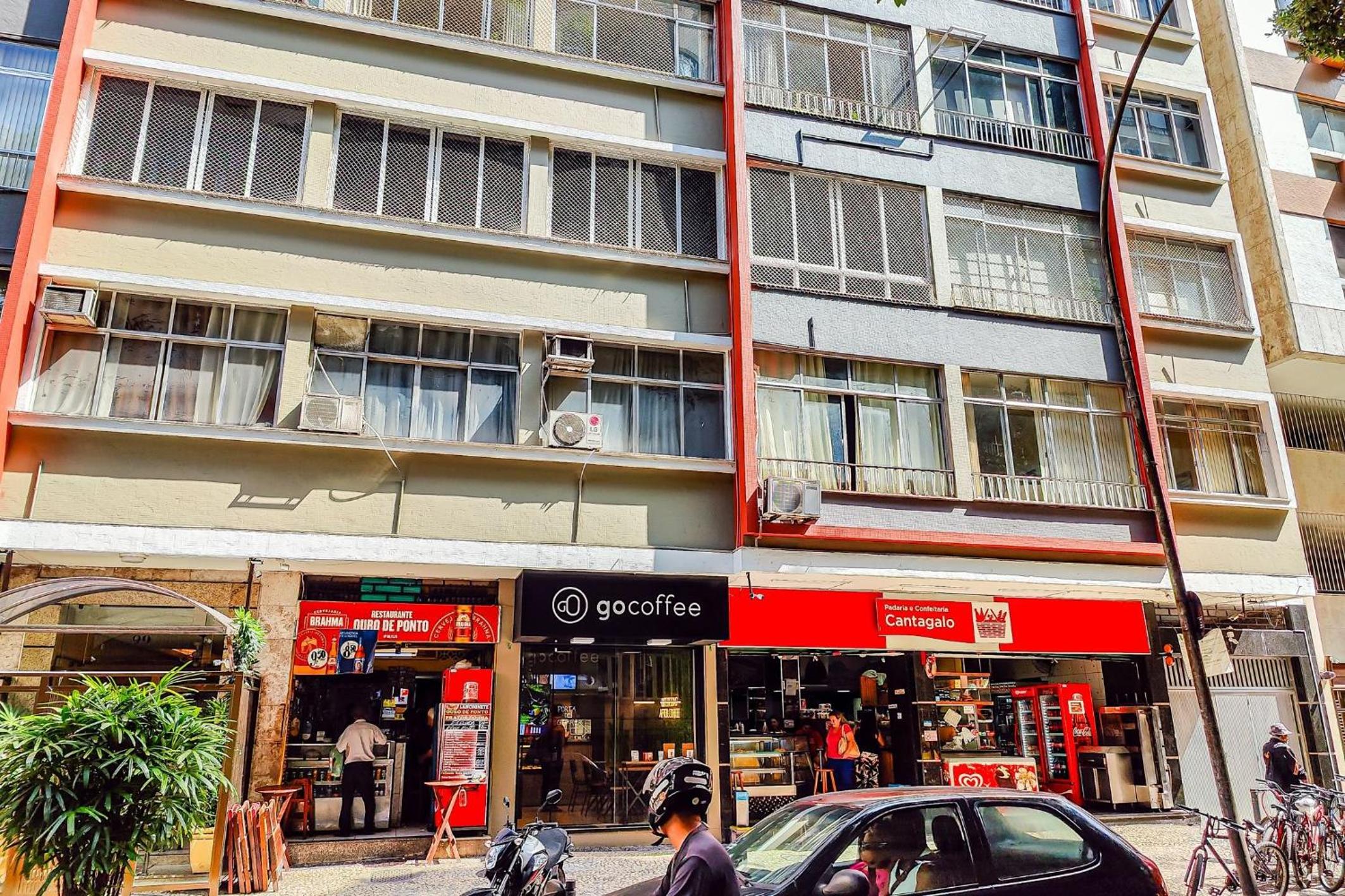 Copacabana: Redeemer View and Comfort for 3