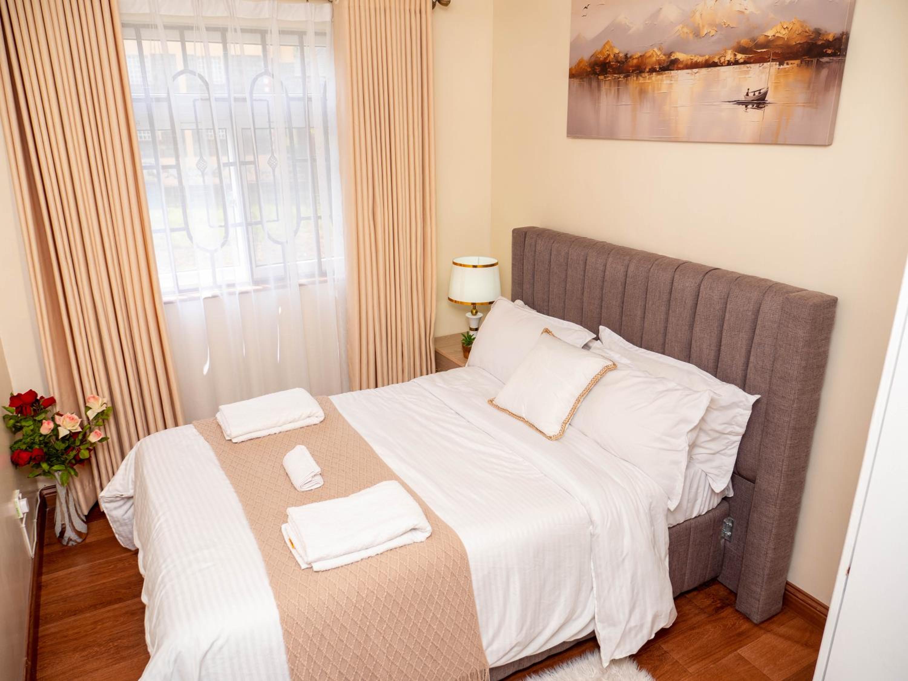 Hazel's Condo-Luxury 3 Bedroom