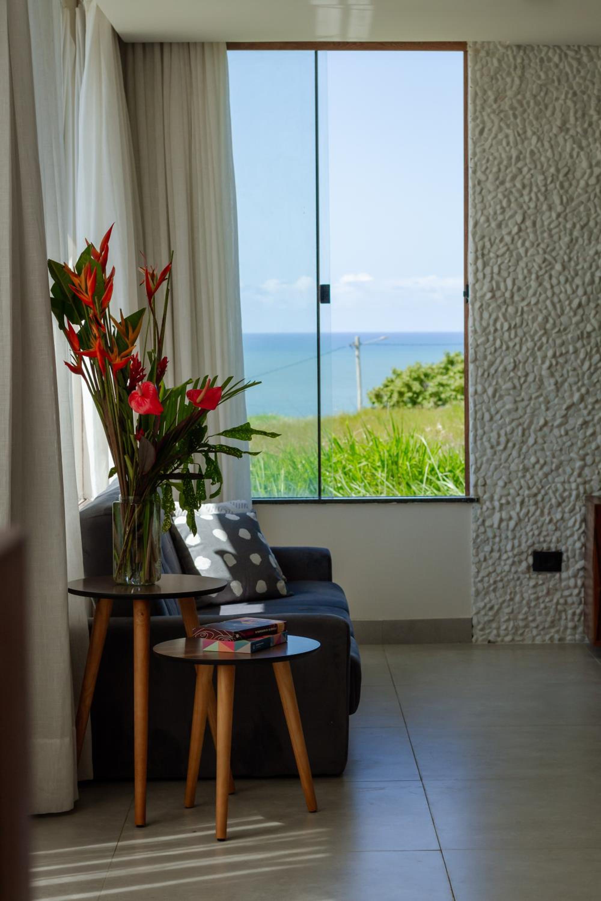 Casa condominio vista mar 03 min Praia Resende