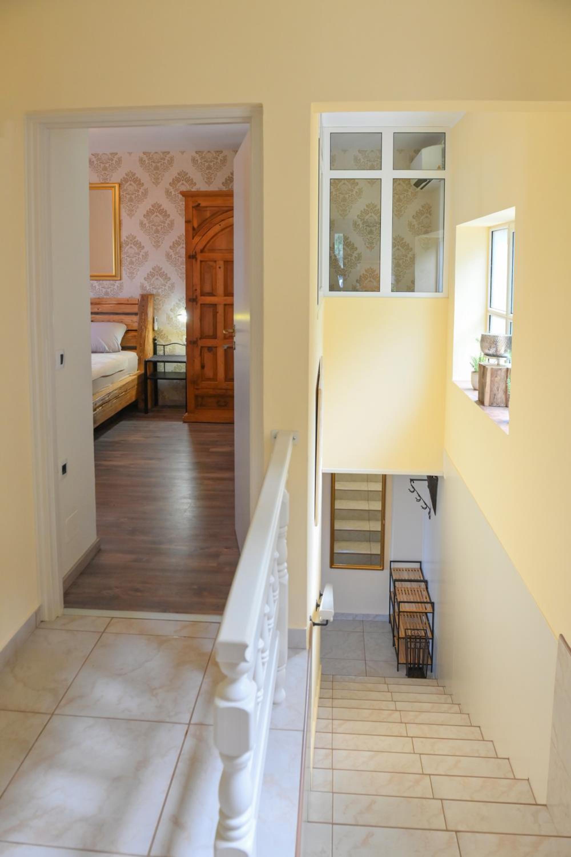 Villa Lily