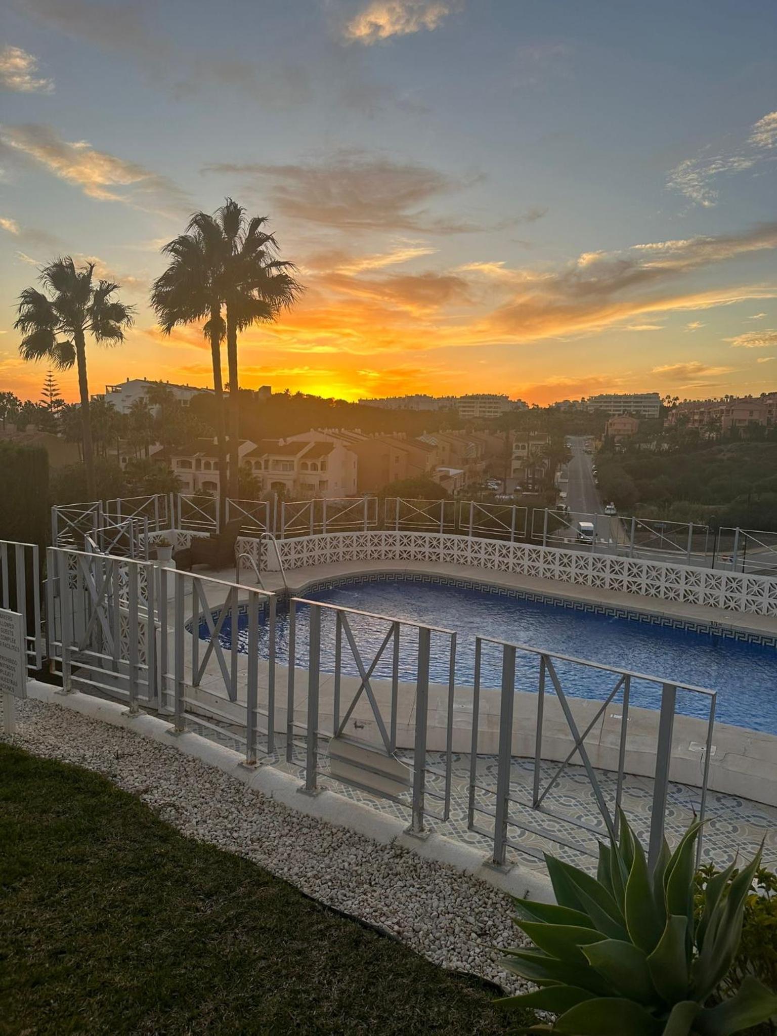 Casa Moyet walking distance to the BEACH 3 min, Mijas Costa & Fuengirola view 5