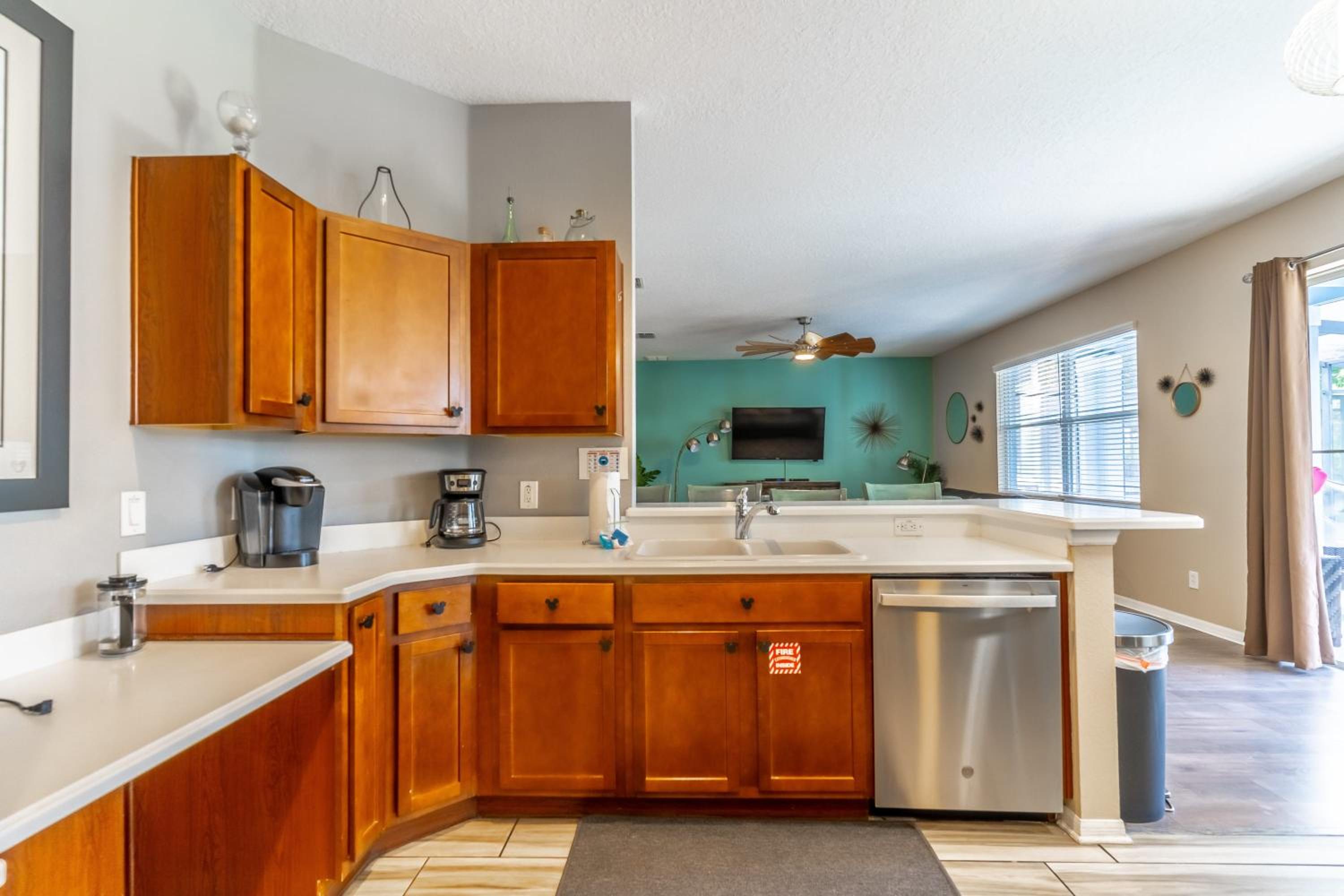Pool Home with Themed Bedrooms & a Fun Room view 4