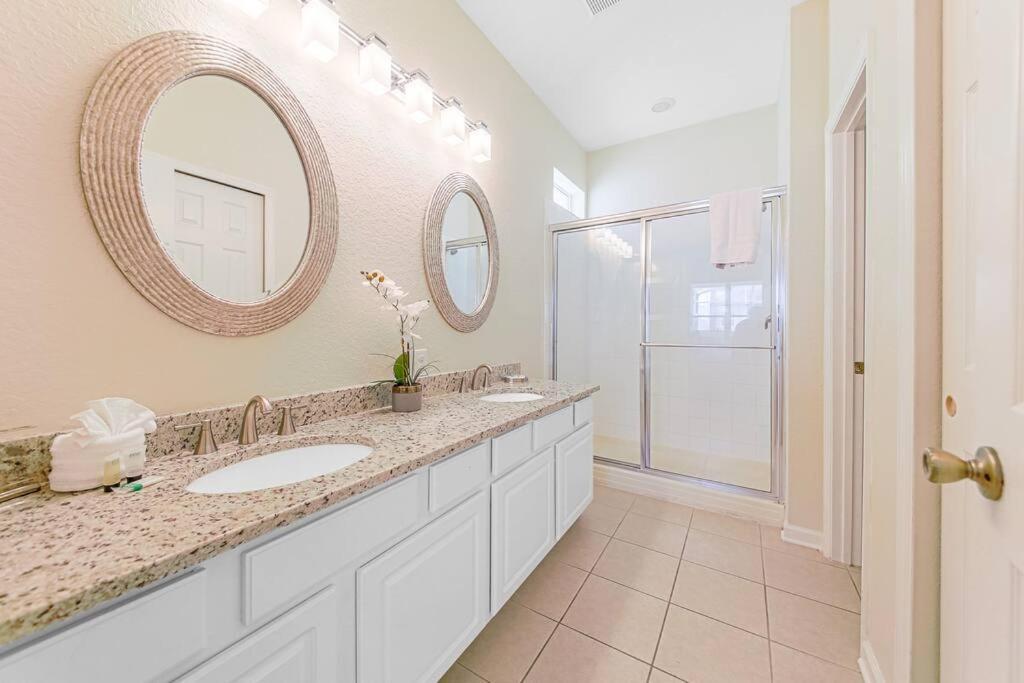 Casa Del Sol - 5 bed 5 bath Windsor Hills resort home 3 miles from Disney