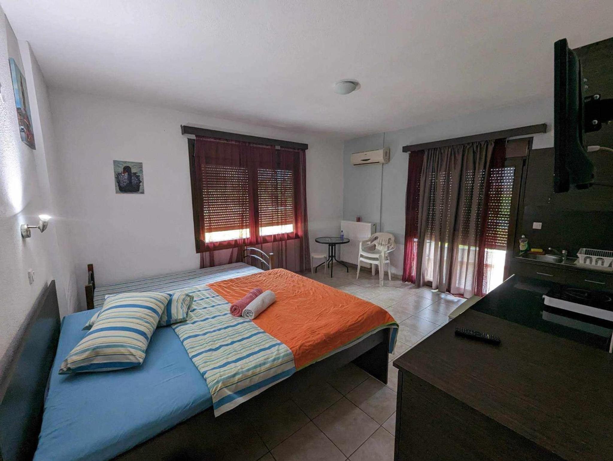 Apartmani Karalias