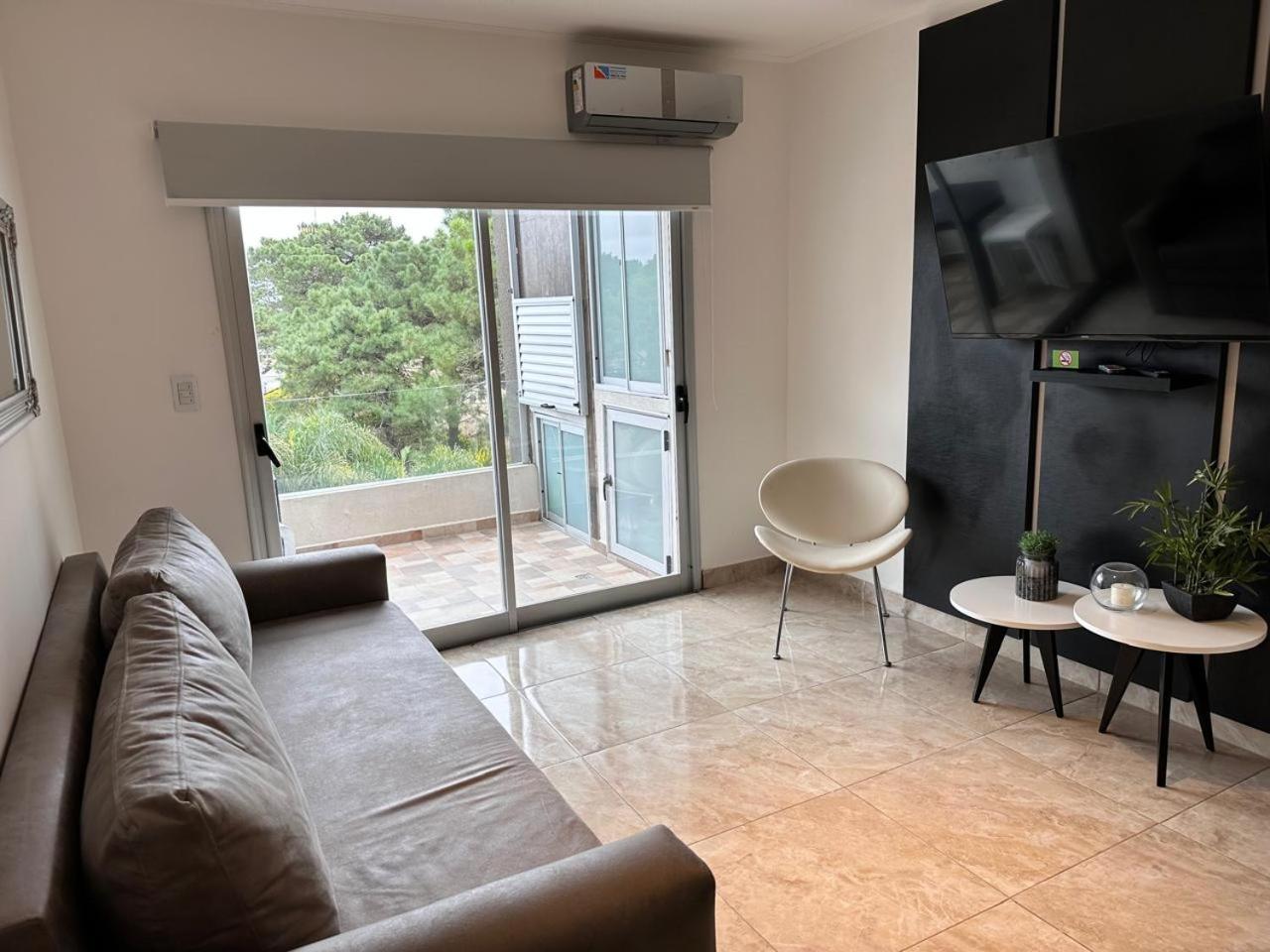 Departamento con vista a la piscina