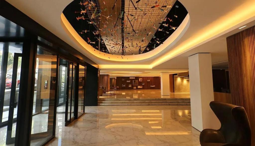 Nuevo Departamento de categoría de 2 ambientes con cochera, gimnasio, pileta climatizada y amenities premium en ROYAL PARK Mar del Plata, excelente ubicaci