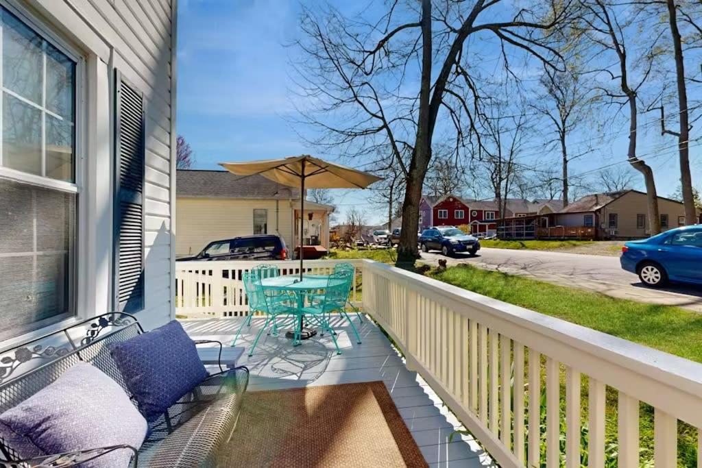 Cozy 1st Level Beach House - Walk Everywhere view 4