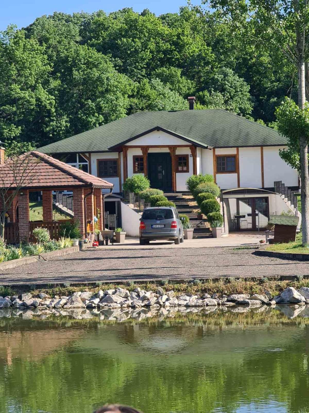 Lake House