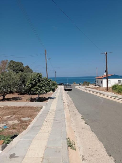 Pomos rockaway beach house