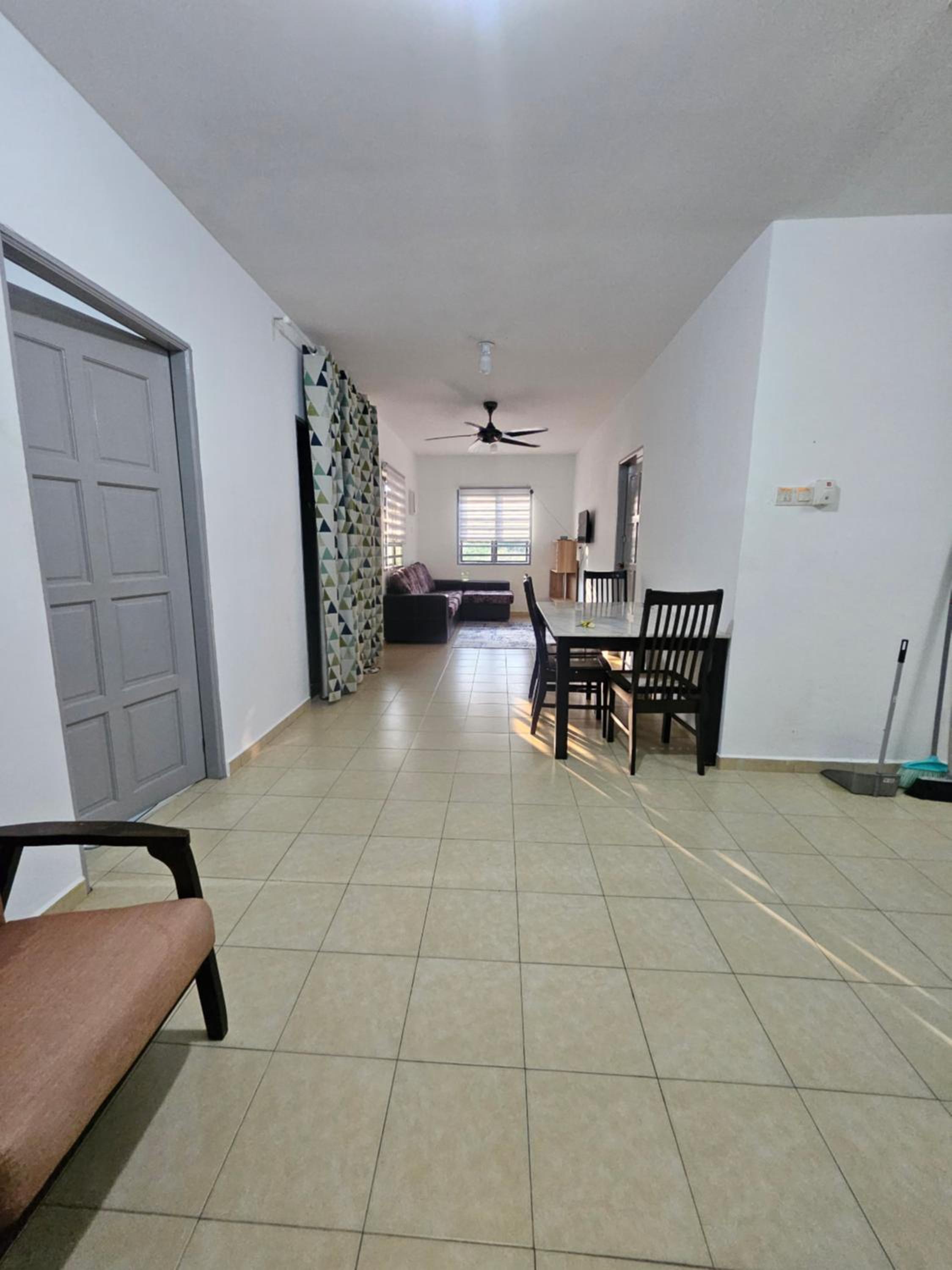 Homestay Sarah Ali Kuantan SELESA,BERSIH & LUAS photo 7