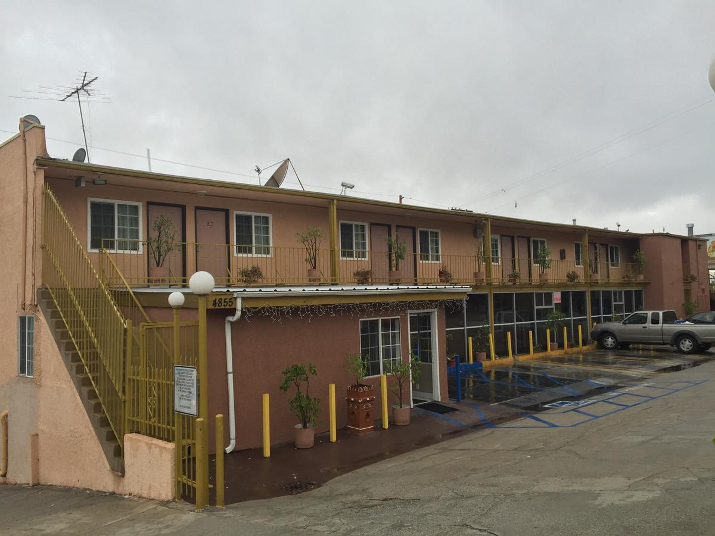 Highland Park Motel - Image 4