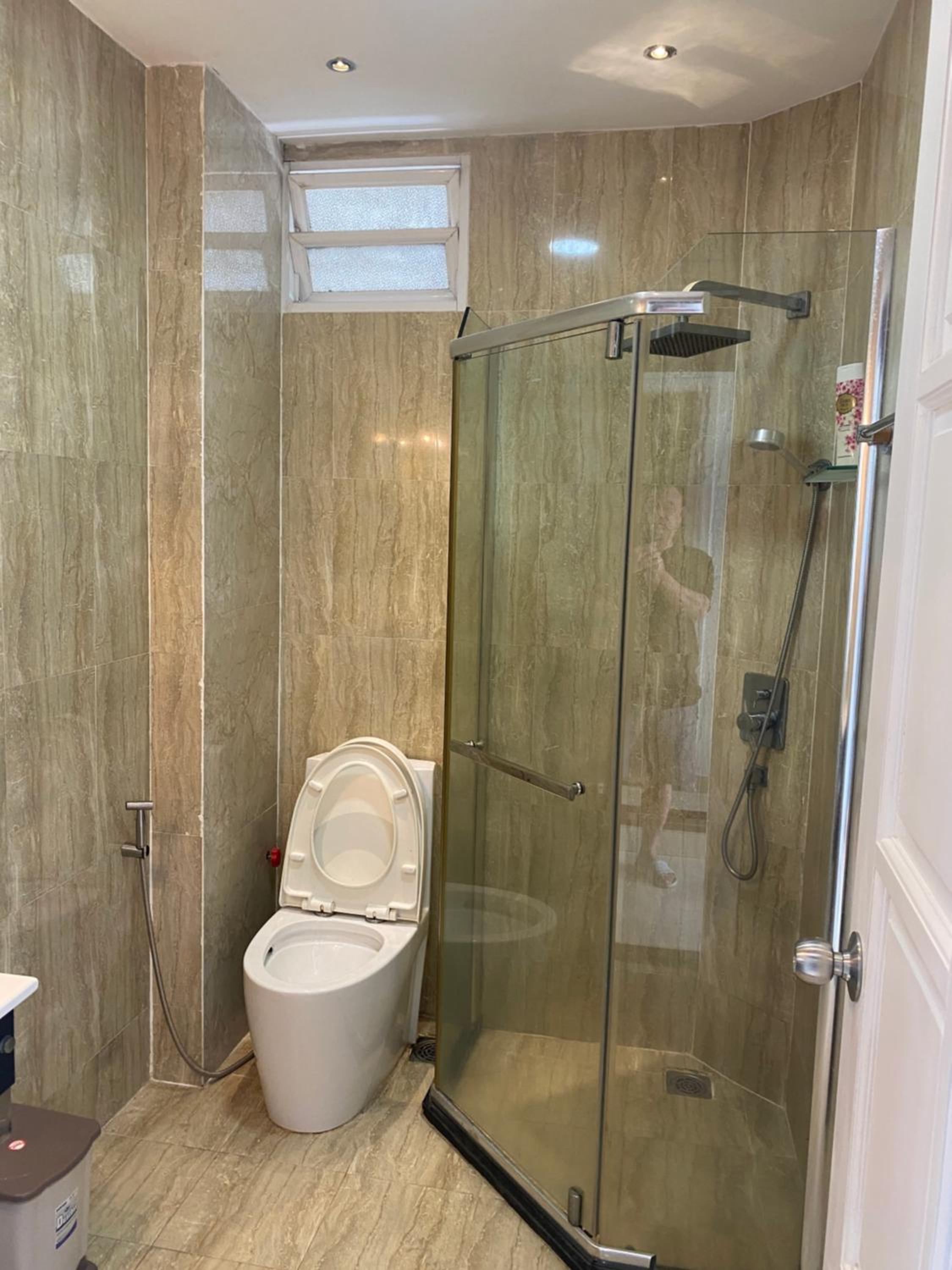 LUXURY HOMSTAY