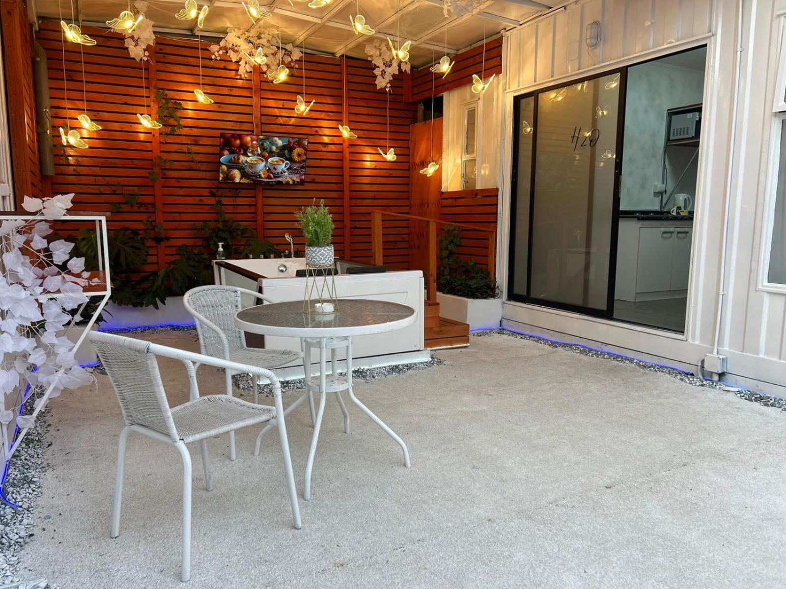 Hotel Estadia Withe Jacuzzi Opcional - Image 1