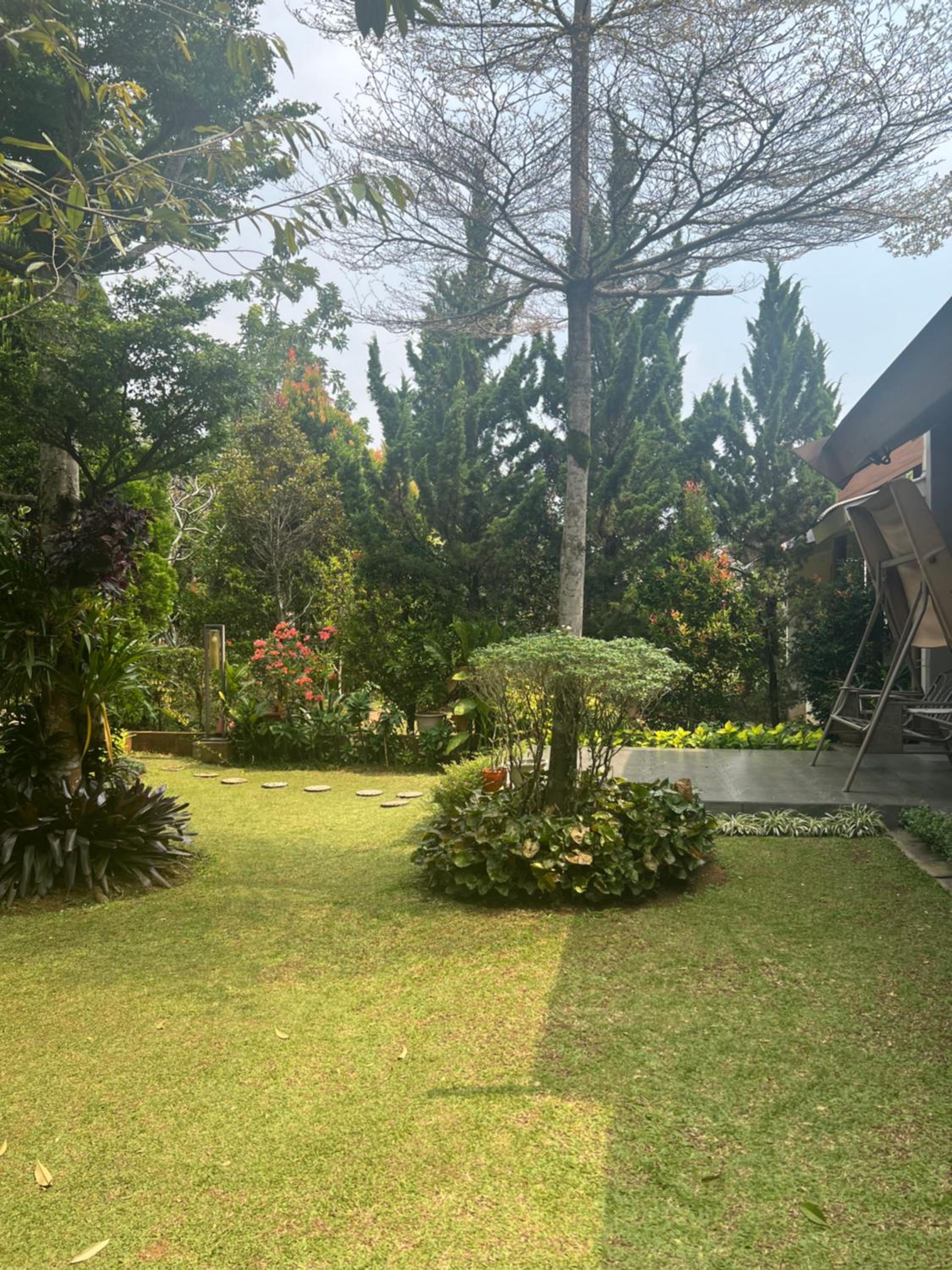 Vimala Hills Villa 3-BR Bromo