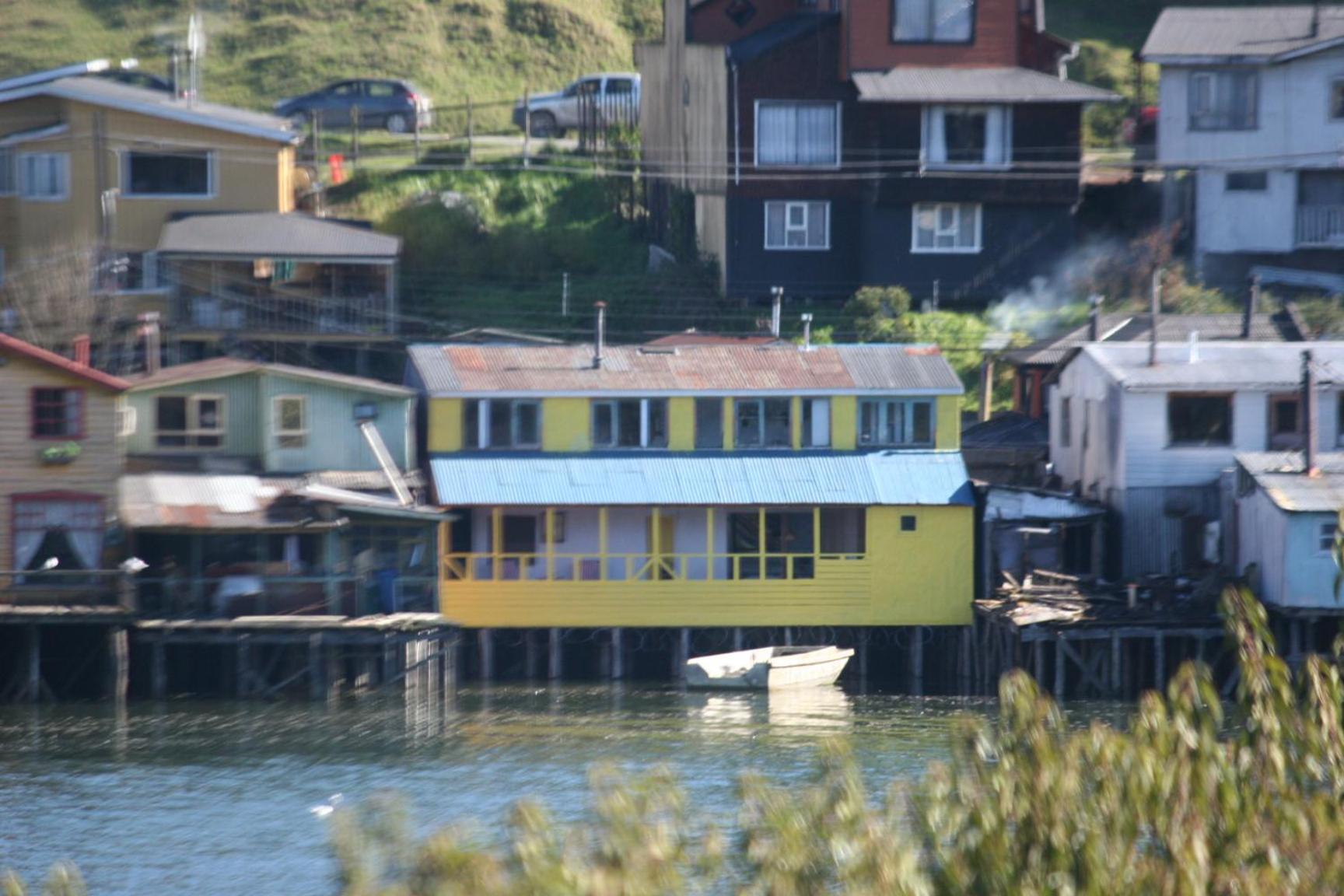 Palafito Amarillo