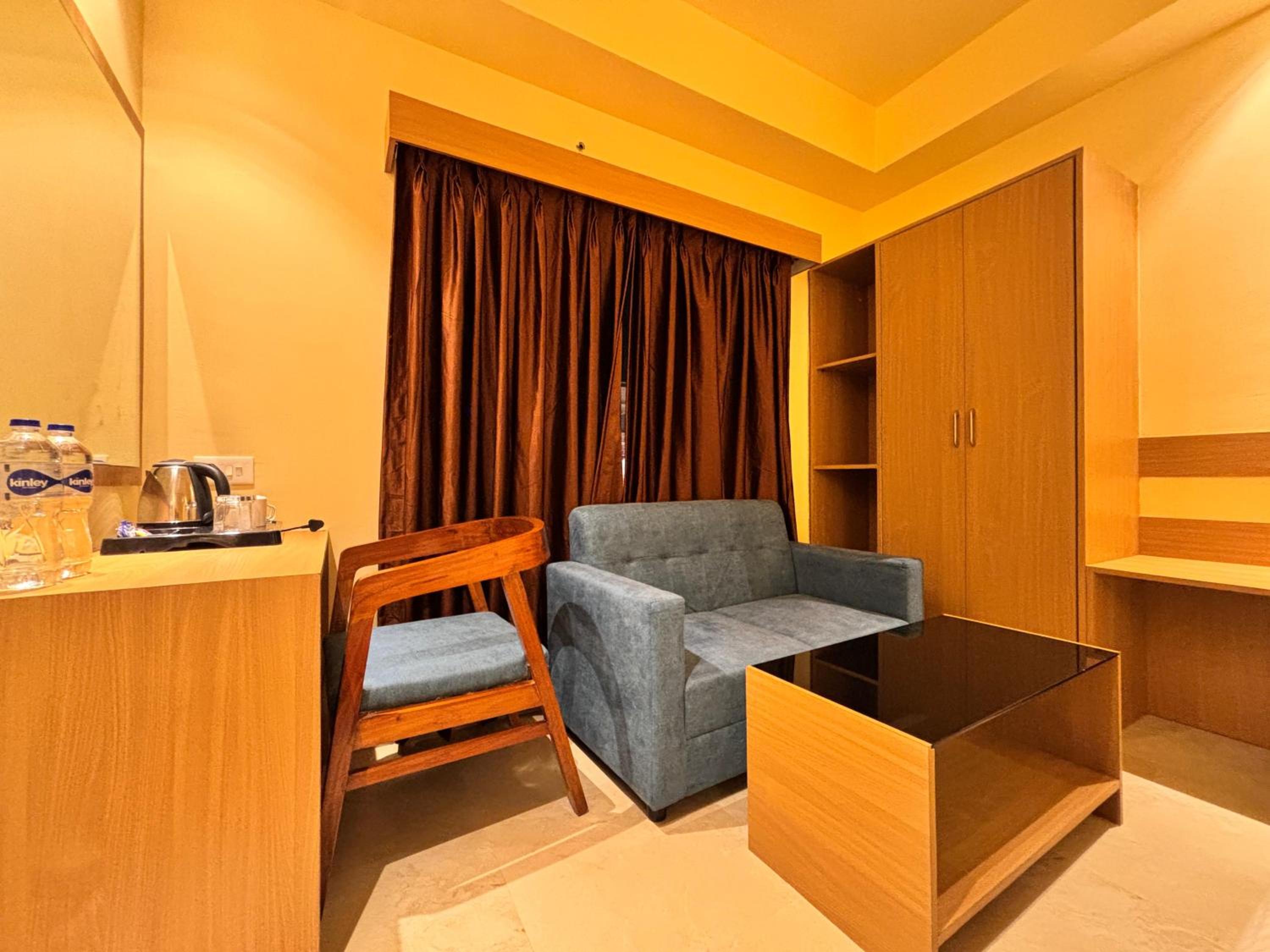 Petal Hotel view 3