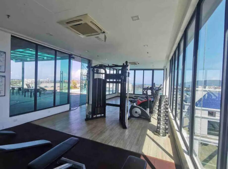 CBD Sky Suites 2BR 7PAX photo 6