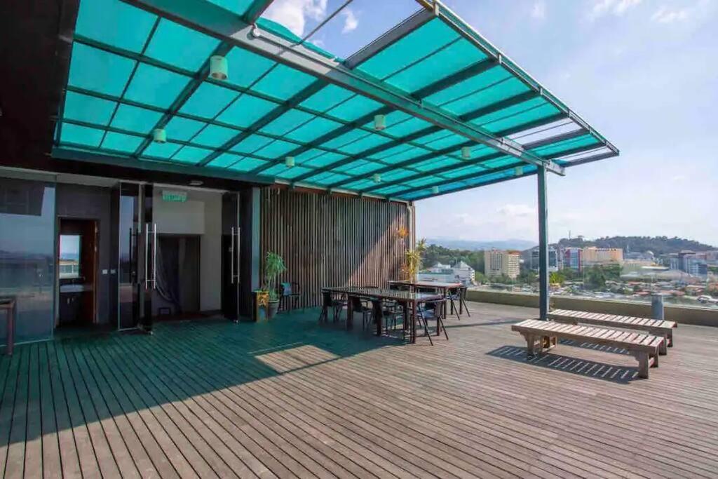 CBD Sky Suites 2BR 7PAX photo 7