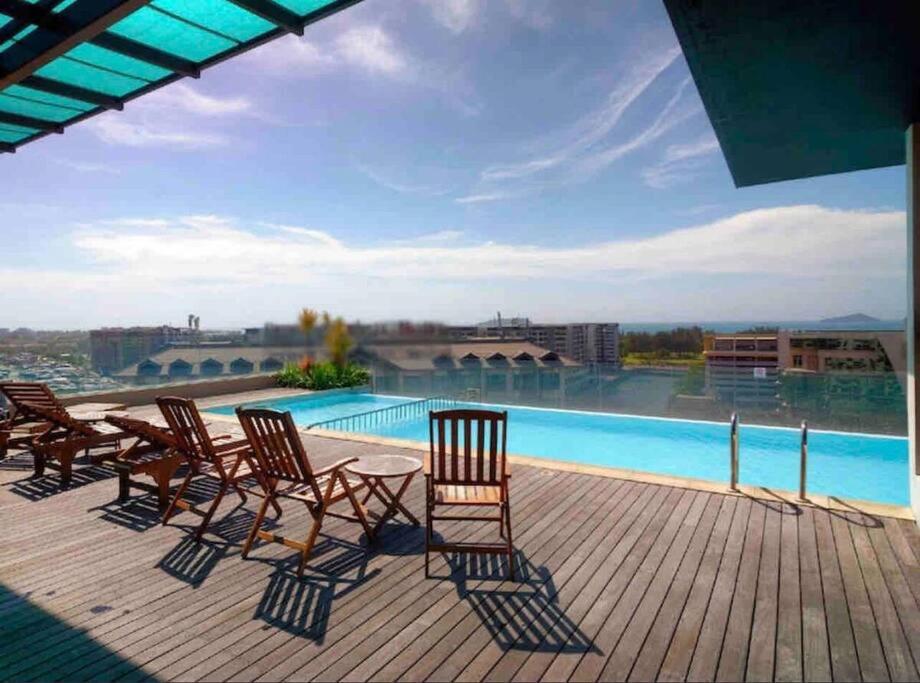 CBD Sky Suites 2BR 7PAX photo 8