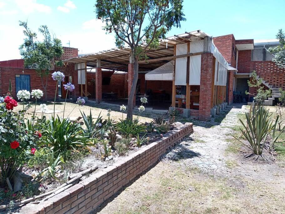 Estudio con jardín cerca aeropuerto de Toluca view 3