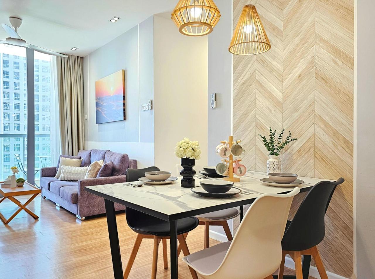 Cyberjaya 3BR Homestay Balcony with Pool View & Near to MMU photo 7