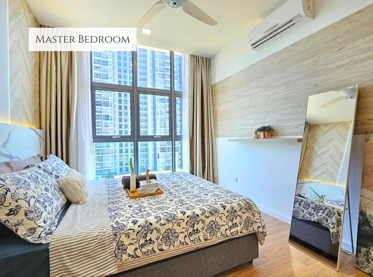 Cyberjaya 3BR Homestay Balcony with Pool View & Near to MMU photo 5
