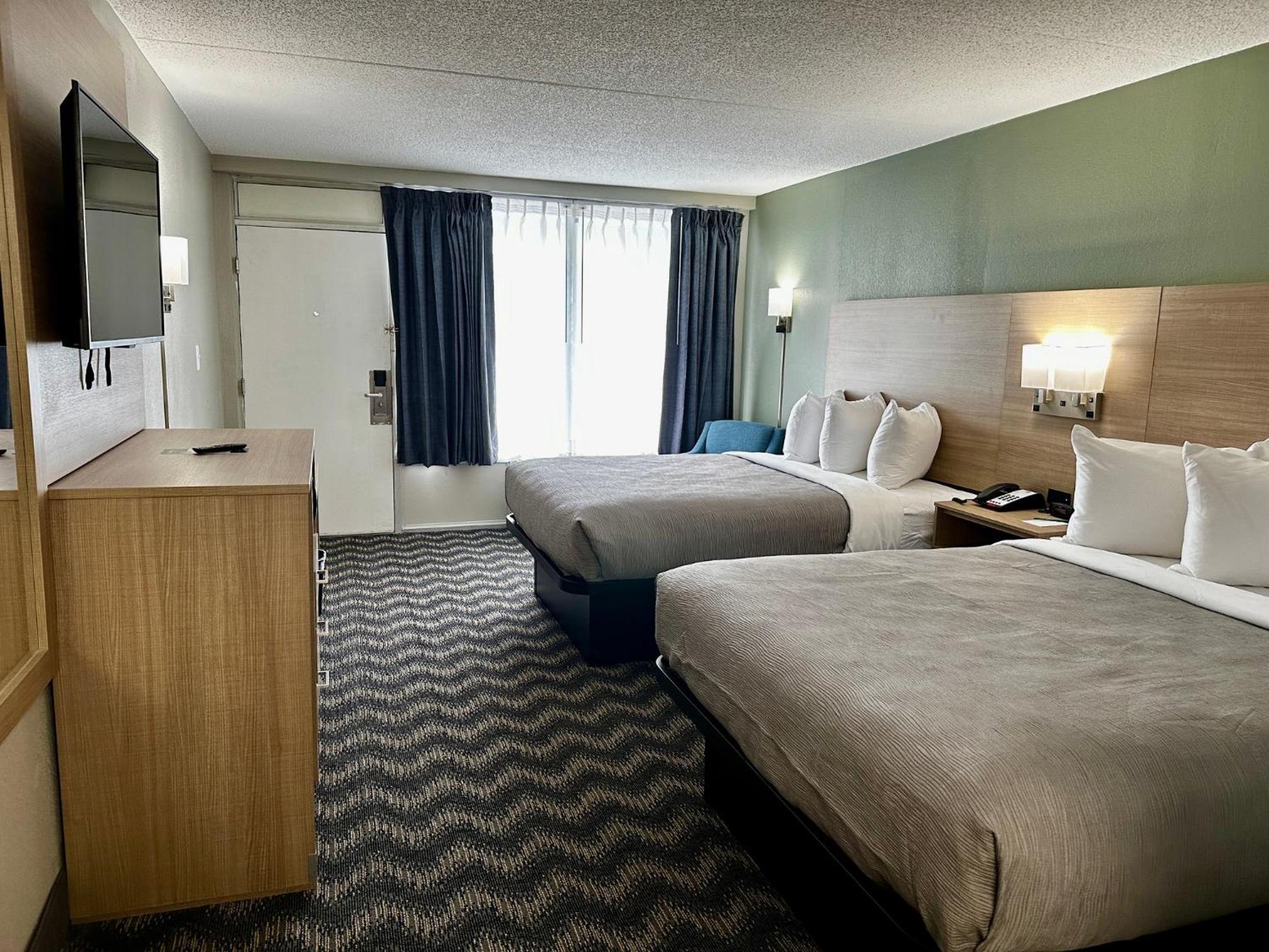 Quality Inn Nashville - Opryland Area - Property Image 5
