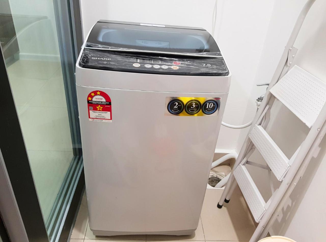 Cyberjaya 3BR 5pax with Balcony Swimming Pool View by Cloud Host photo 4