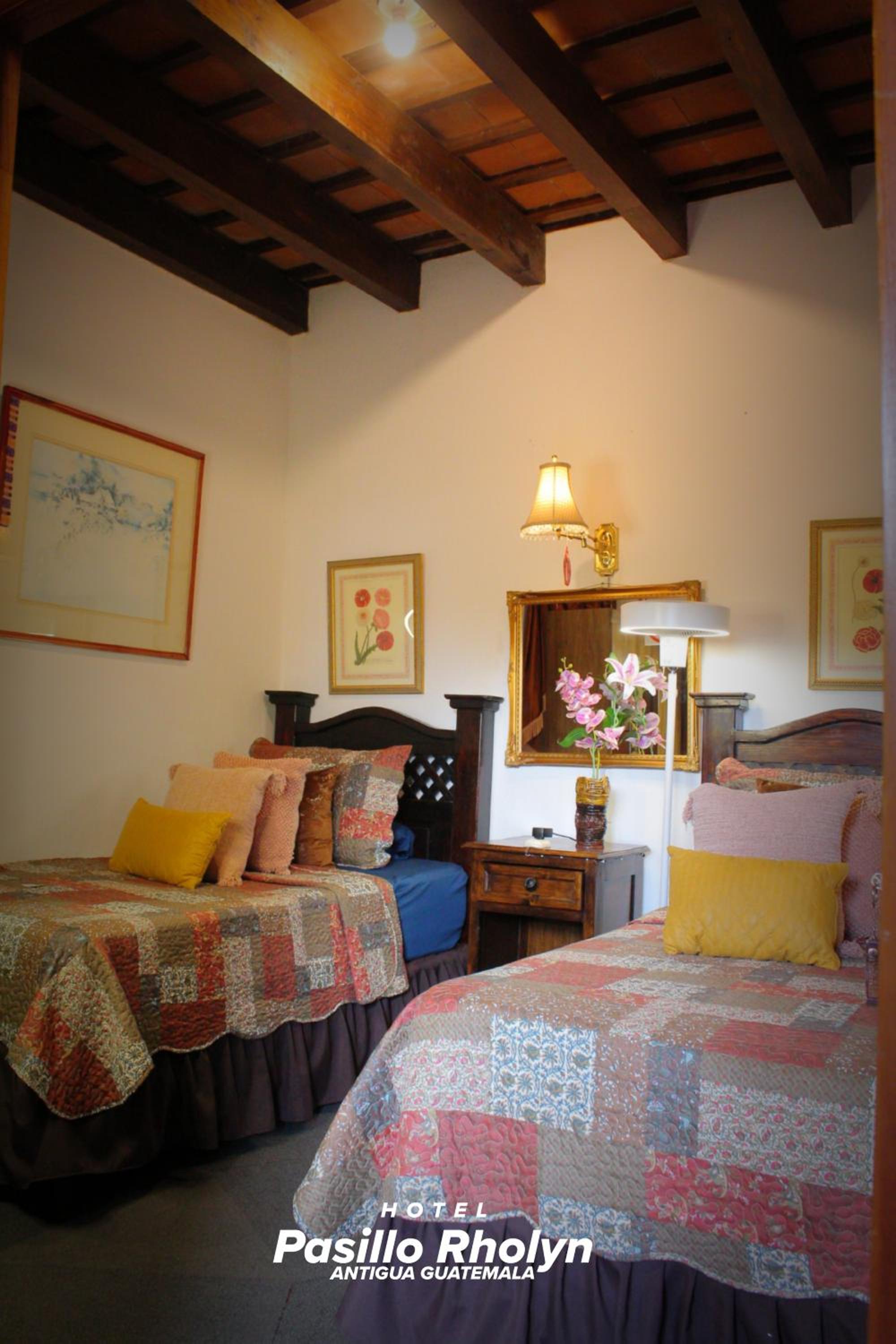 Antigua Guatemala Vacations - Hotel Rholyn Pura Vida !! - Property Image 2