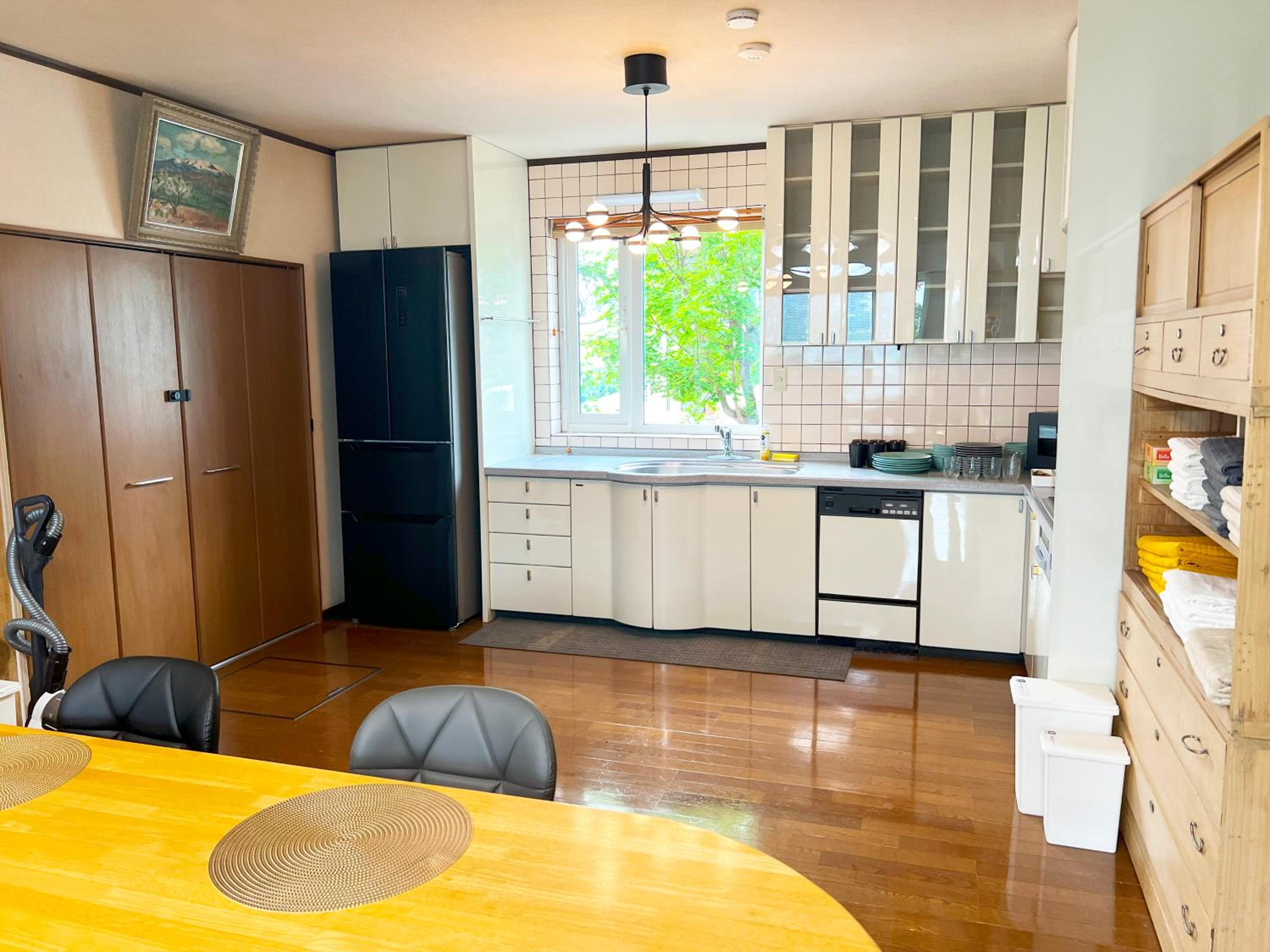 furanostay -private villa Accommodates up to 10 guests-