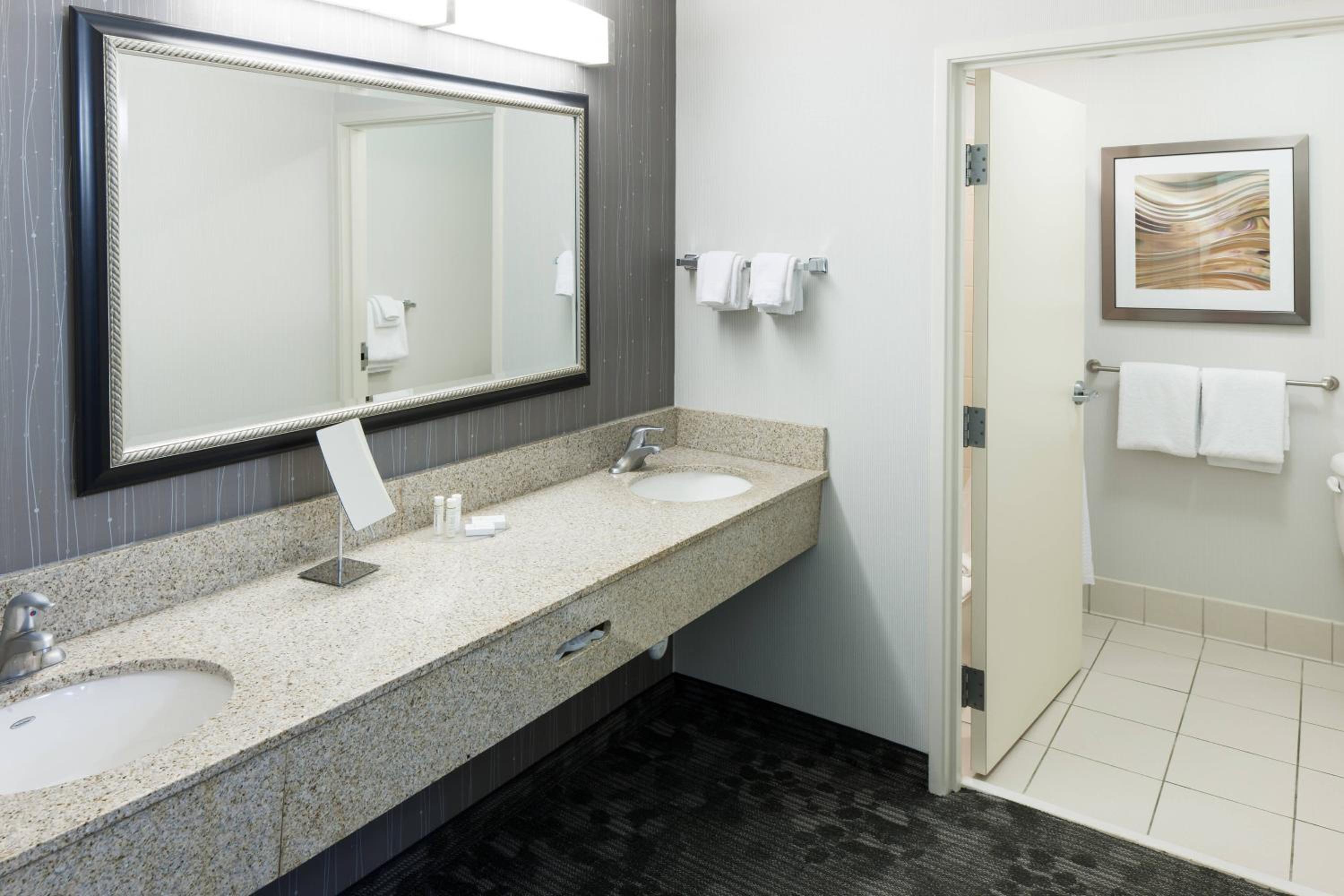 Hattiesburg Vacations - Courtyard by Marriott Hattiesburg - Property Image 27