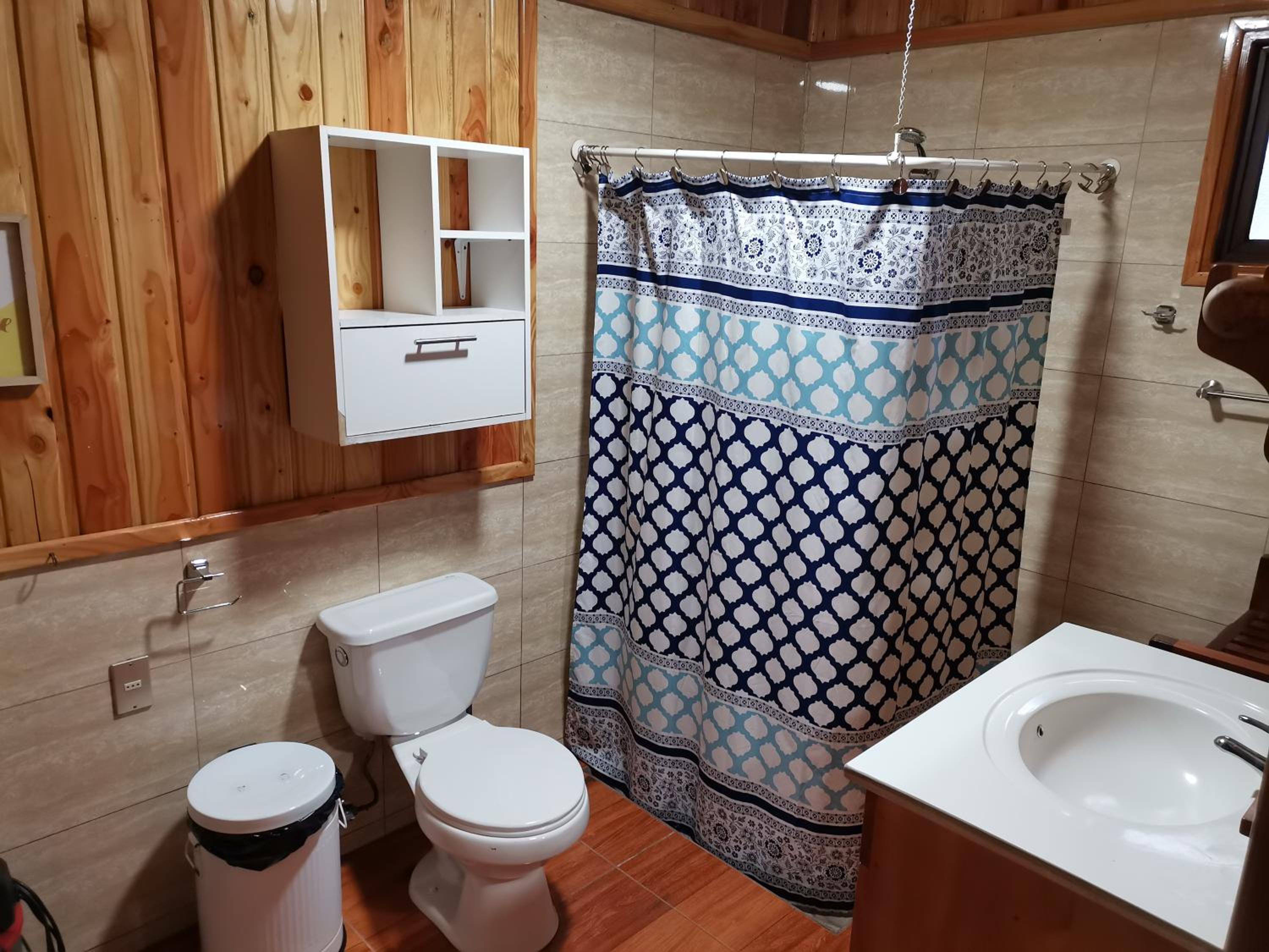 Acogedora casa en parcela con acceso a Rio