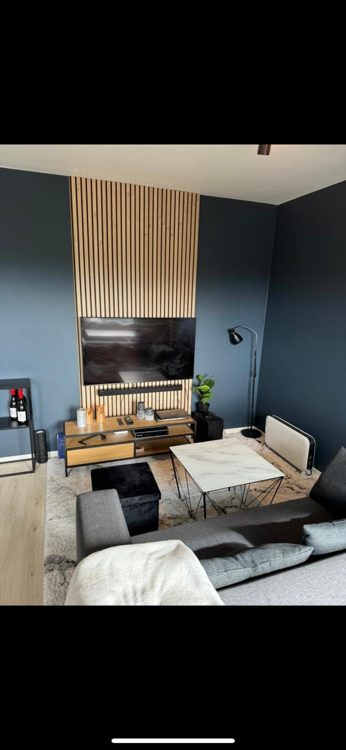 Sentral liten leilighet med fin utsikt og parkering view 4