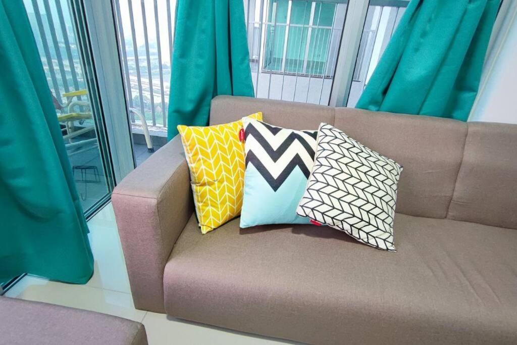 3A YOLO Budget Condo 3 ROOMS