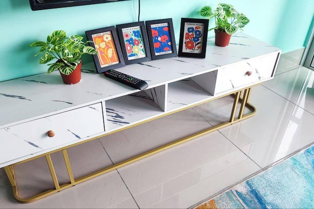 3A YOLO Budget Condo 3 ROOMS
