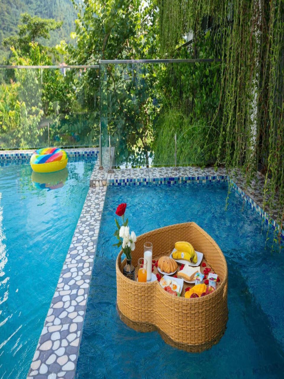 Villa 3 phòng ngủ thiên nhiên - bể bơi - đầy đủ tiện nghi view 2