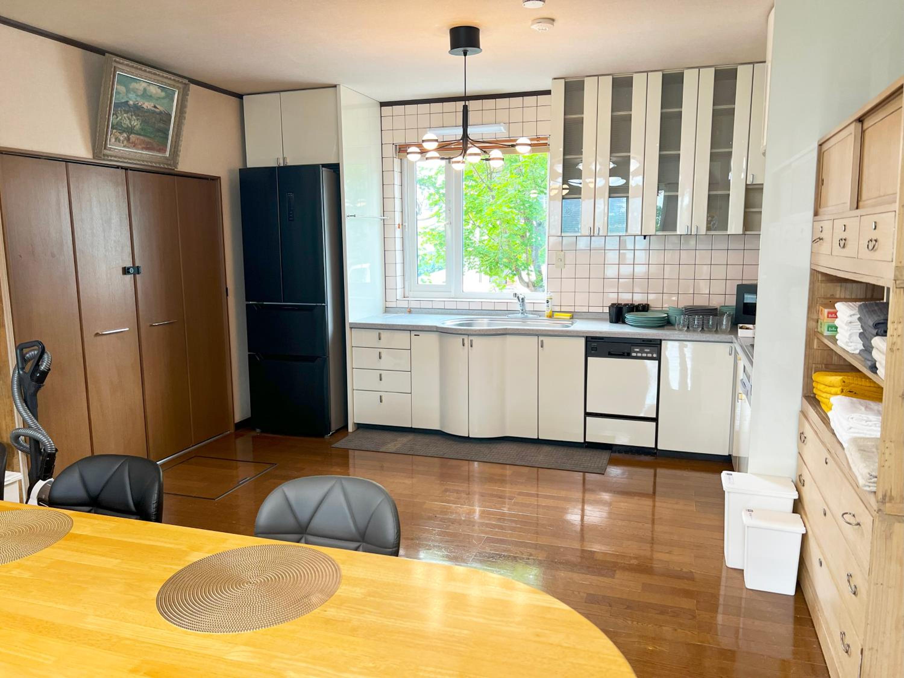furanostay -private villa Accommodates up to 10 guests-