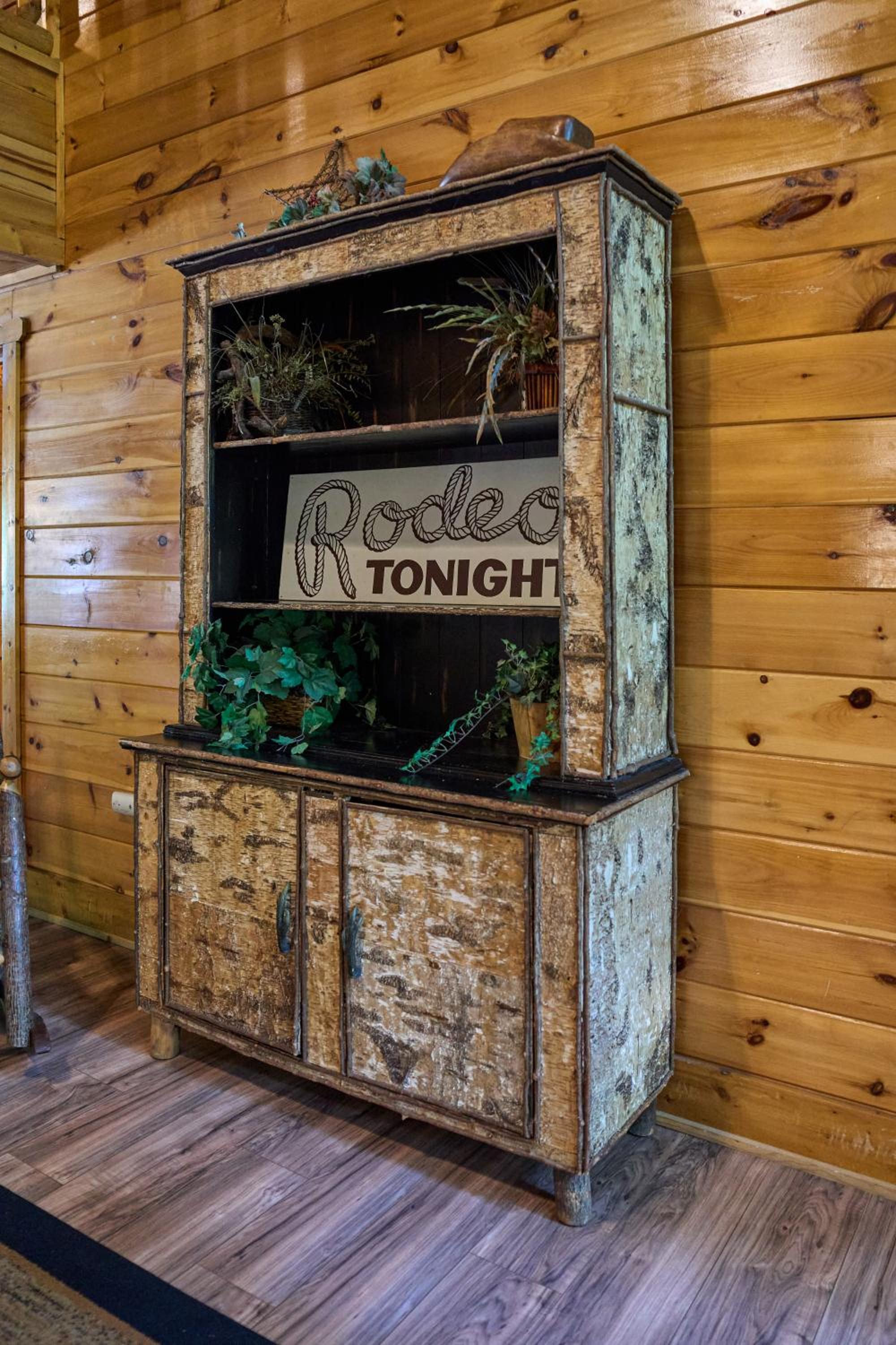 Firefly Lodge