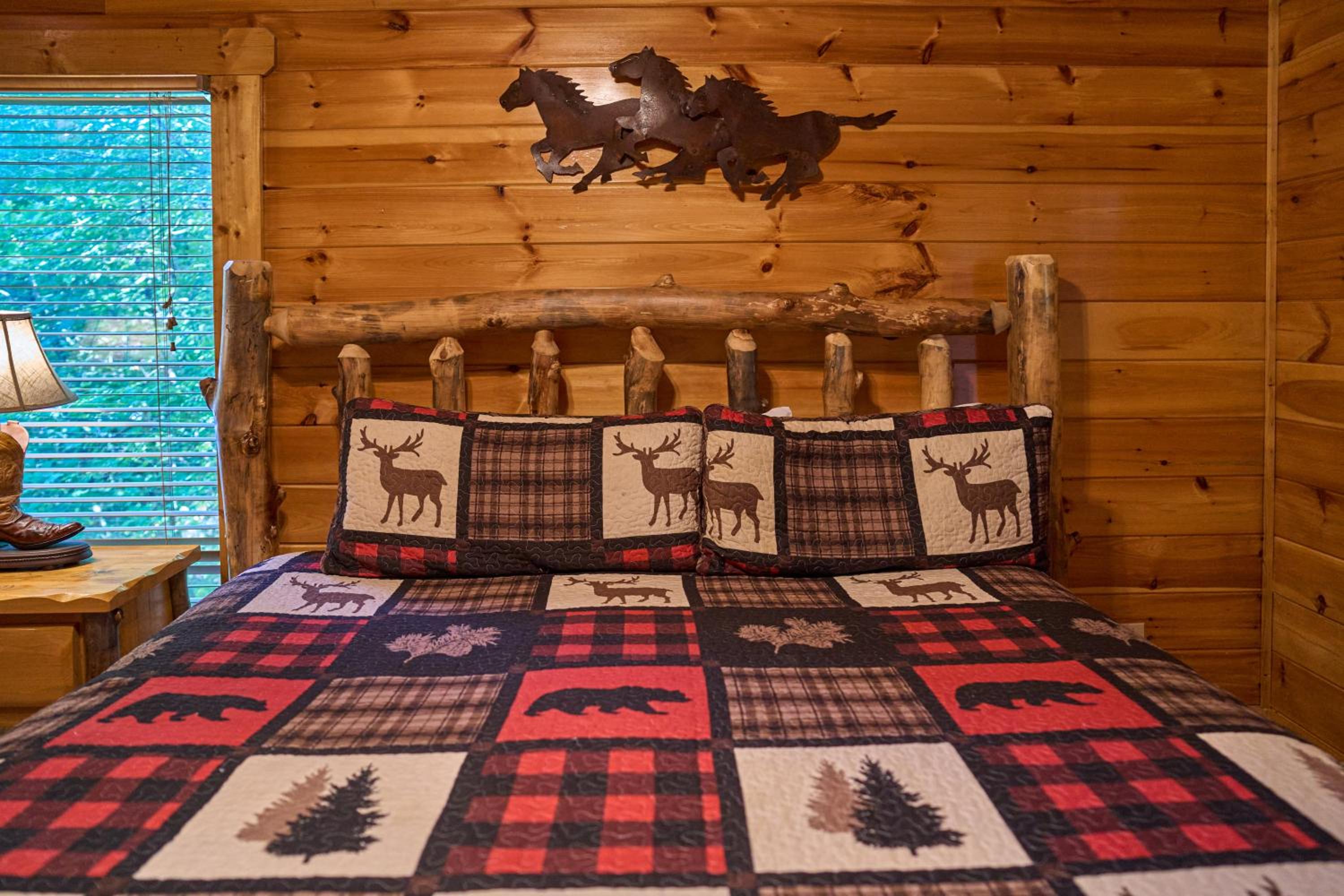 Firefly Lodge