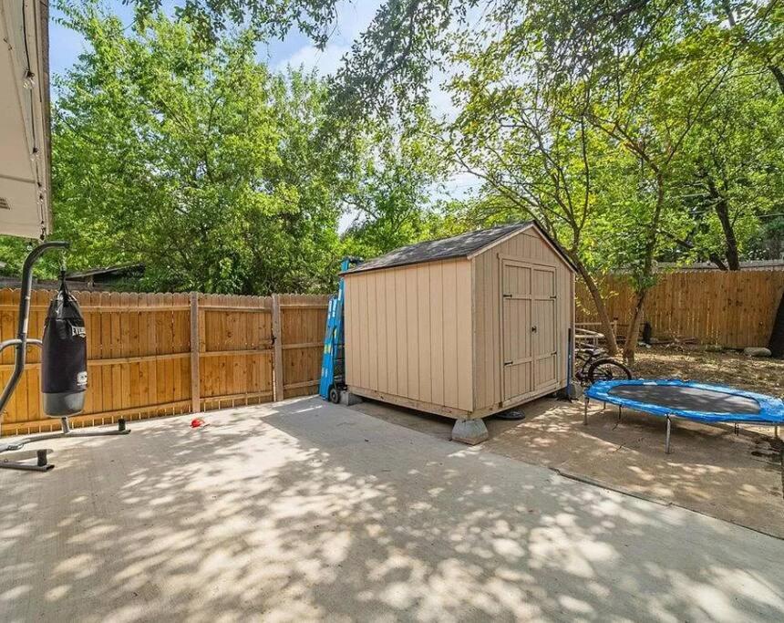 Dream House in the heart of Dallas, Tx view 2