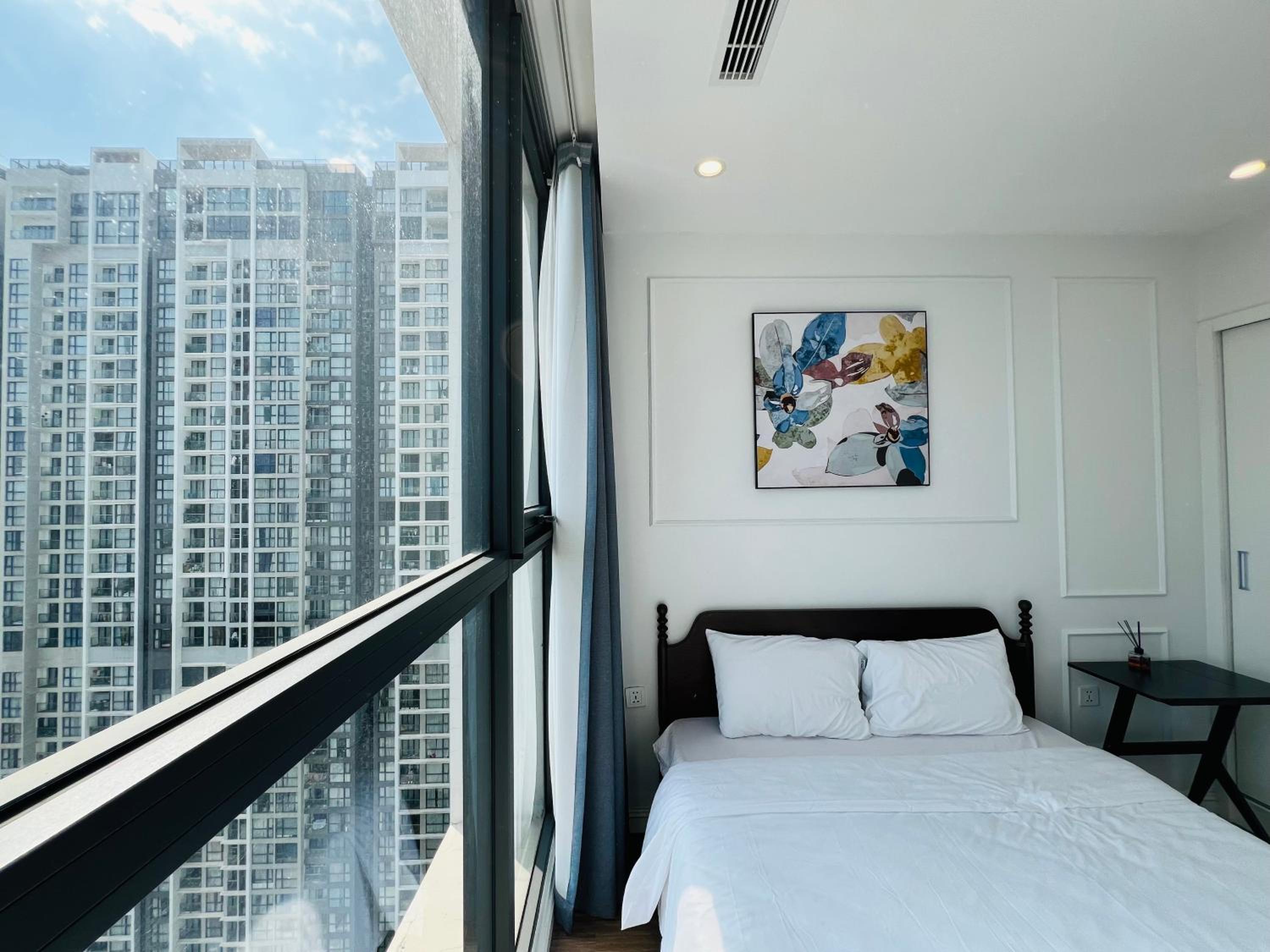 VINHOMES SKYLAKE MY DINH - Apartment Hotel