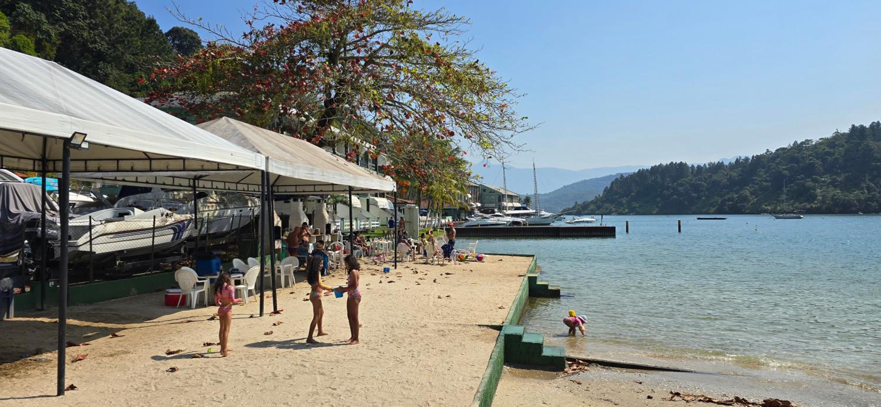 Apartamento Condomínio Aquarius I em Angra