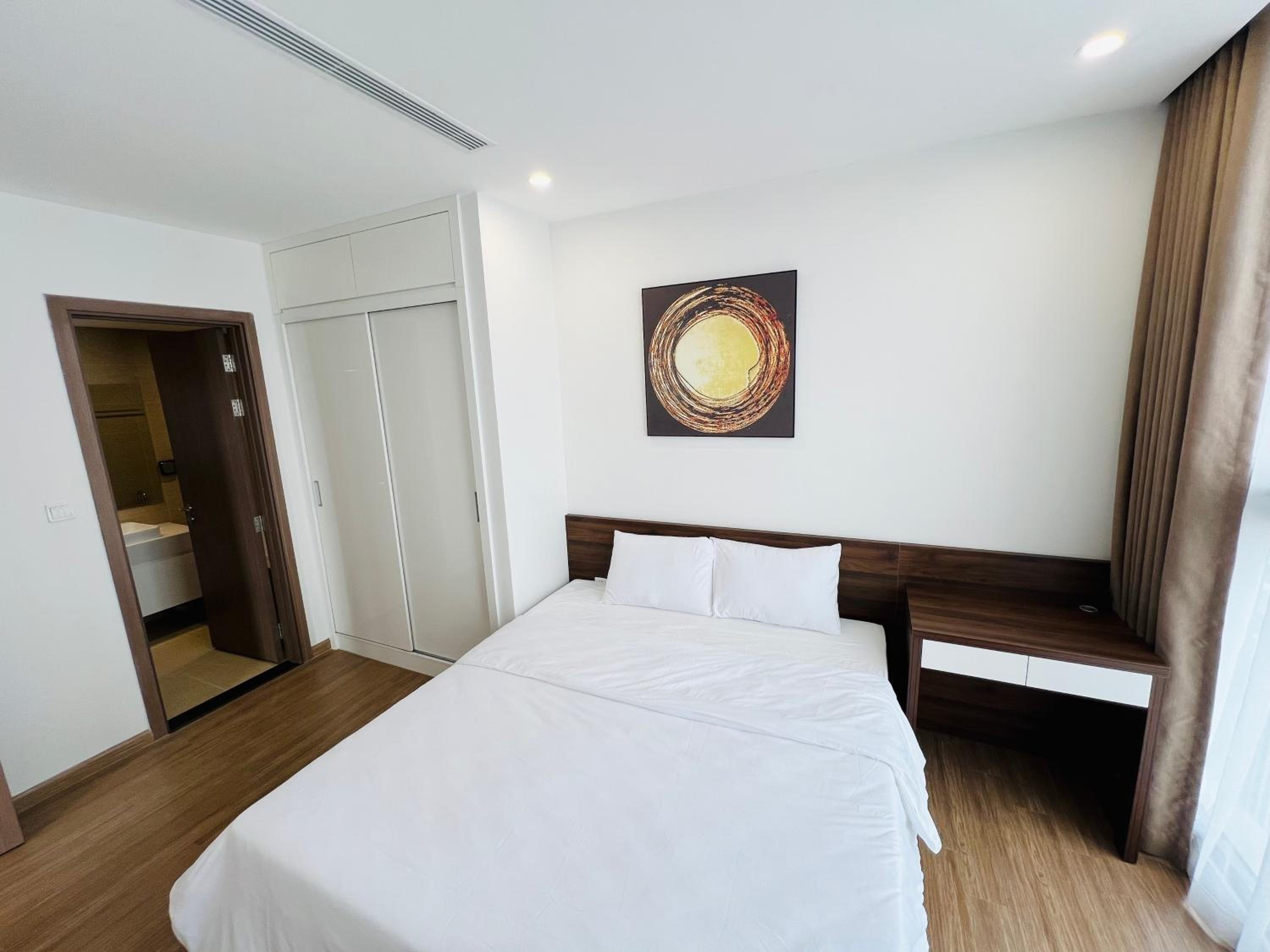 VINHOMES SKYLAKE MY DINH - Apartment Hotel