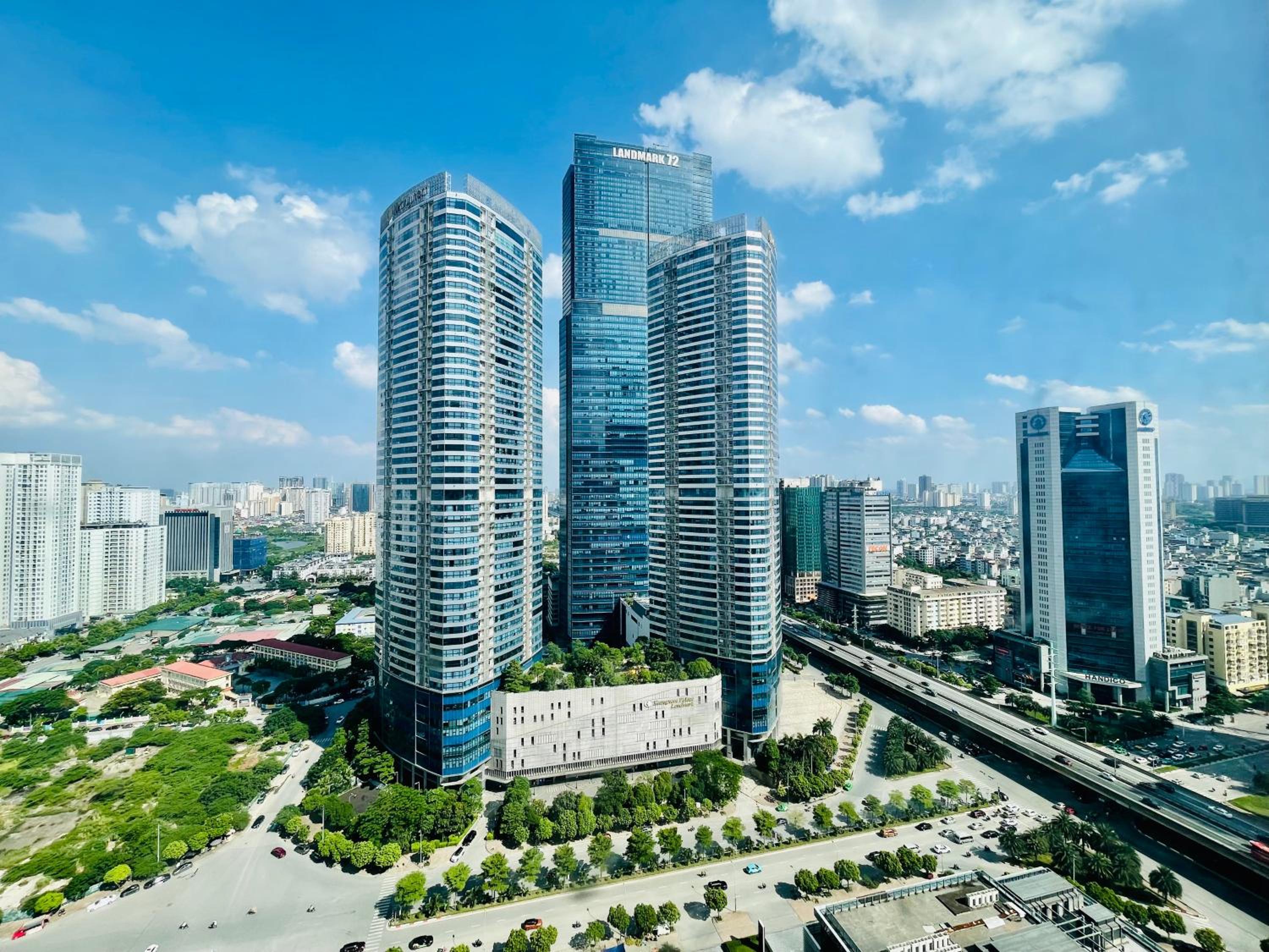 VINHOMES SKYLAKE MY DINH - Apartment Hotel