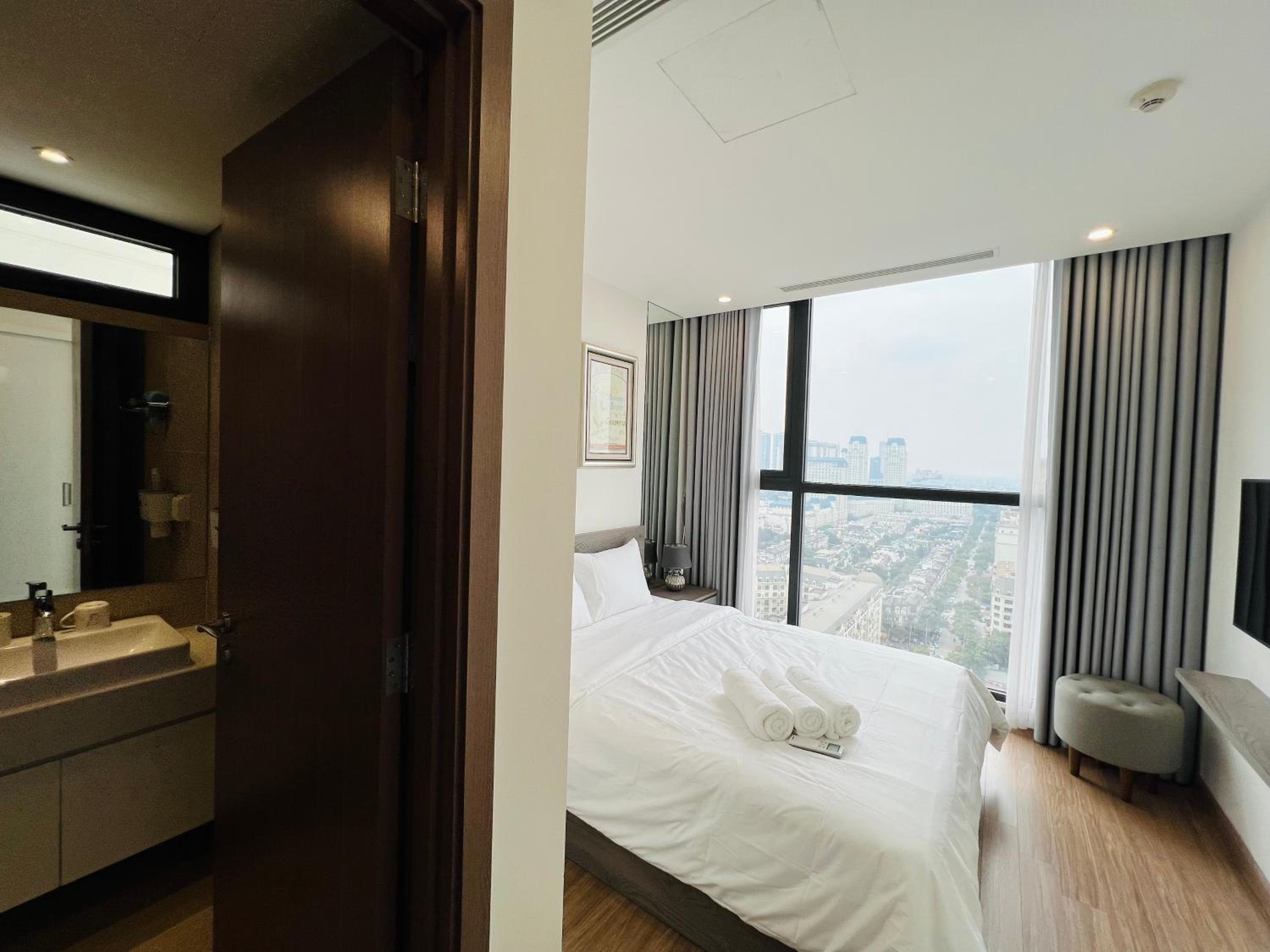 VINHOMES SKYLAKE MY DINH - Apartment Hotel