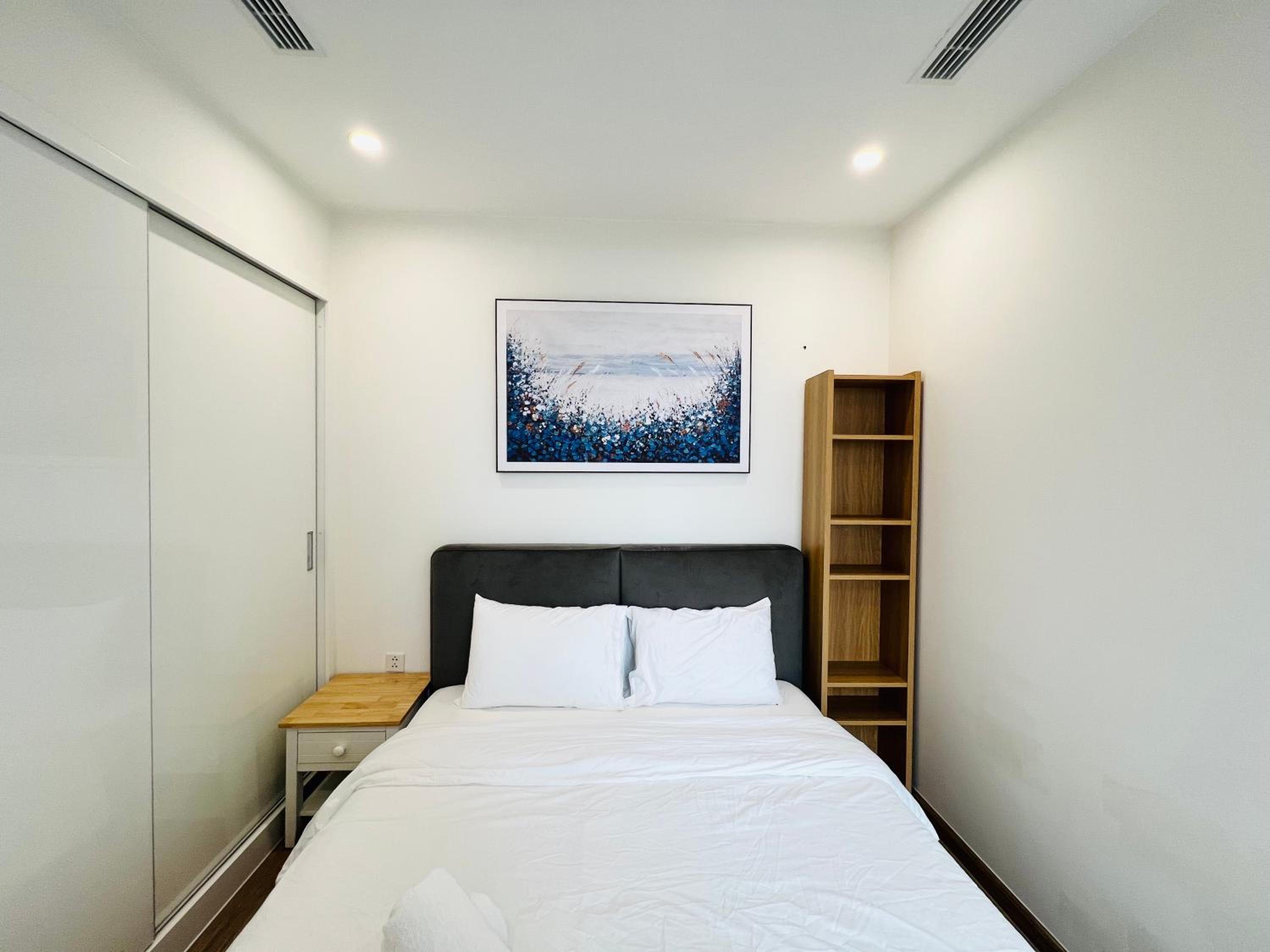 VINHOMES SKYLAKE MY DINH - Apartment Hotel