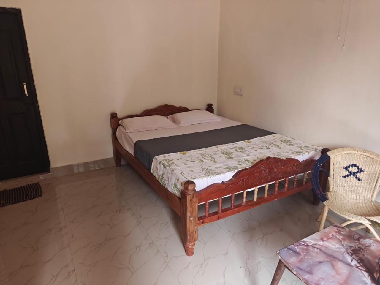 Dharinidhama Homestay