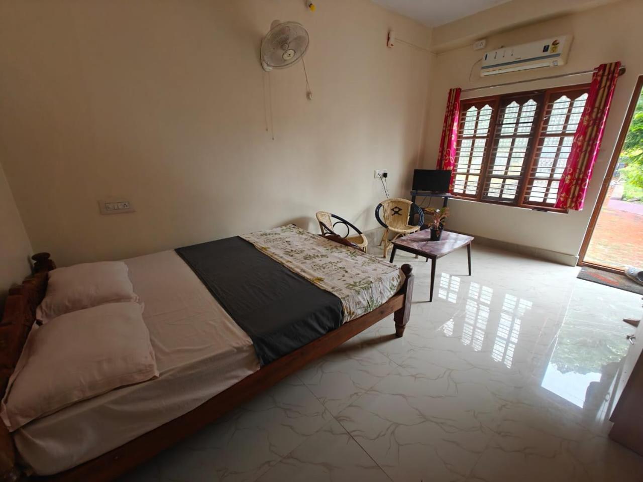 Dharinidhama Homestay