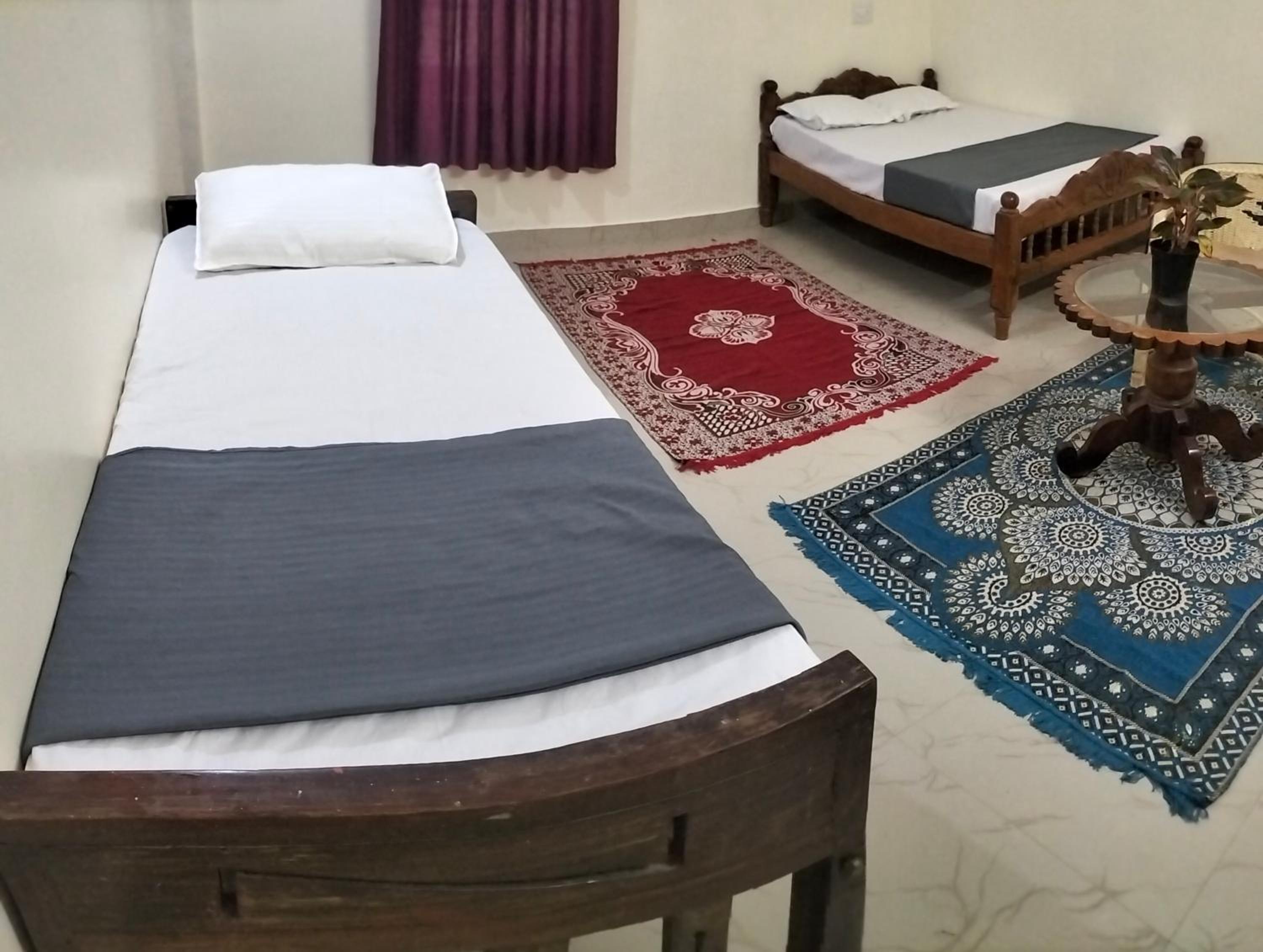 Dharinidhama Homestay